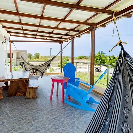 Сasa de vacaciones Adela House